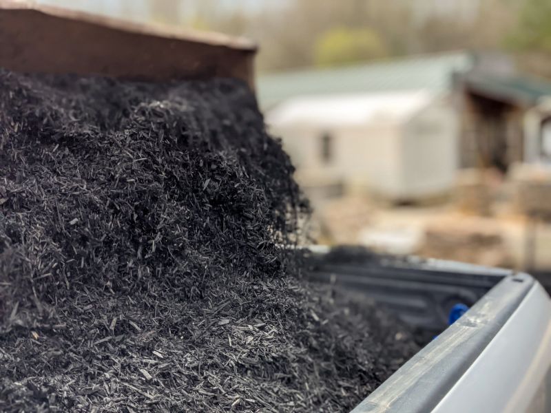 Black Mulch Delivery Service
